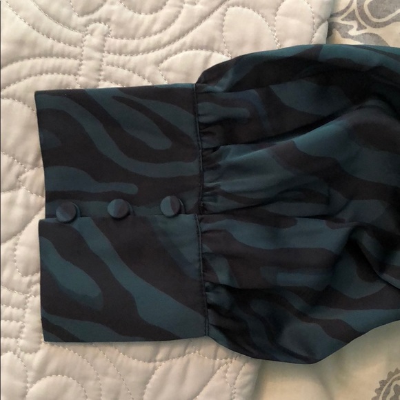 NWT J. CREW DEEP V-NECK BUTTON FRONT TOP - Picture 5 of 11